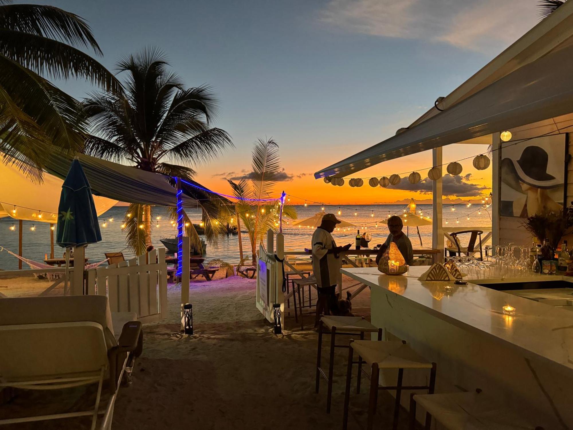 Casa Rosada Beach Front Mano Juan エクステリア 写真